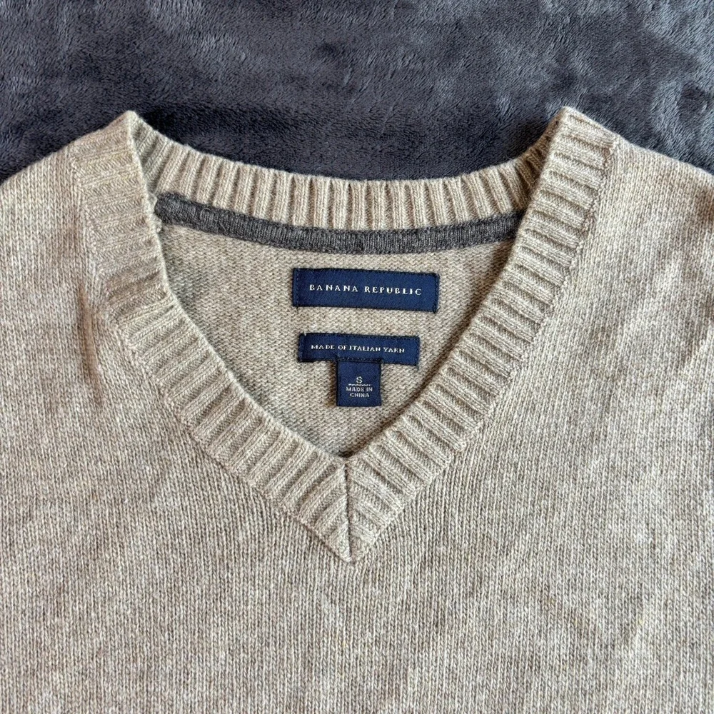Banana Republic Mens Italian Yarn Sweater Vest Classic Preppy Small Tan Beige